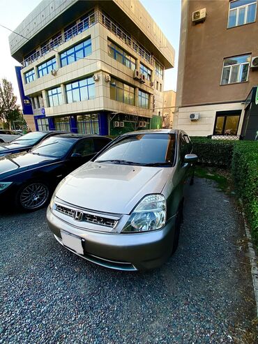 Honda: Honda Stream: 2002 г., 2 л, Автомат, Бензин, Минивэн