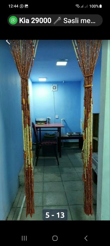 Restoran mebeli: 4 otaq bir zaldı.Ayaqyolusu və çöldə 6 kvadrat yeri var.Hazırda dərzi — 9