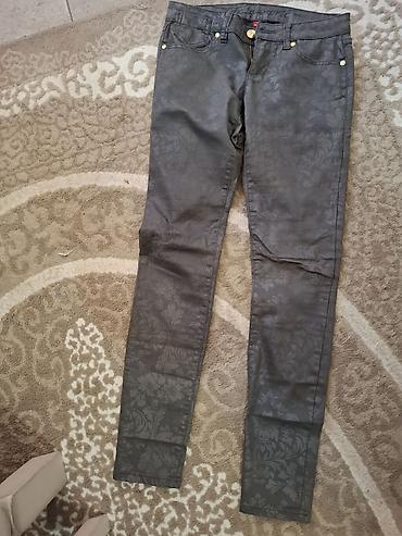 Kompleti: Ženska garderoba – set od 4 komada 1) Slim fit pantalone sa — 1