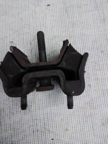 запчасти мл 163: Подушка акпп Mercedes-Benz M-Class W163 M112 E37 2003 (б/у)