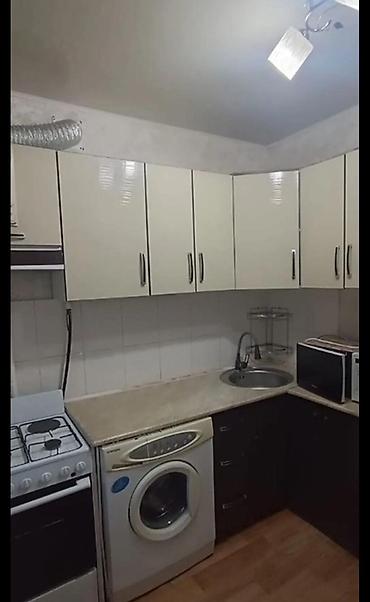 Продажа коттеджей и домов: 5 и более комнат, 220 м², 10 соток, Бишкек, Собственник — 19