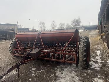 Другие тракторы: Колесный трактор общего назначения - Компоновка: классический трактор — 8