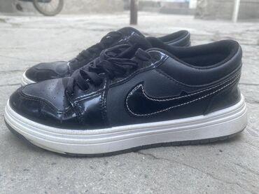 nike lunar flyknit: Кроссовки, 40, Nike, Б/у, цвет - Черный, Платная доставка