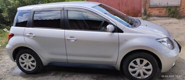 toyota ractis: Toyota ist: 2003 г., 1.3 л, Автомат, Бензин, Хэтчбэк