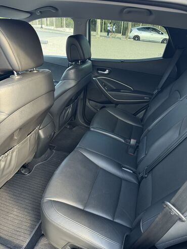 Hyundai: Hyundai Santa Fe: 2 l | 2015 il Ofrouder/SUV — 9