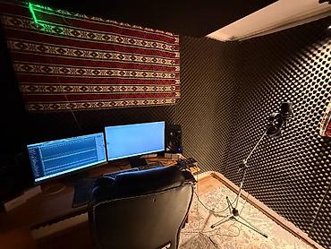 fl studio: Студия звукозаписи Red Flag Studio Уютная акустически обработанная — 2