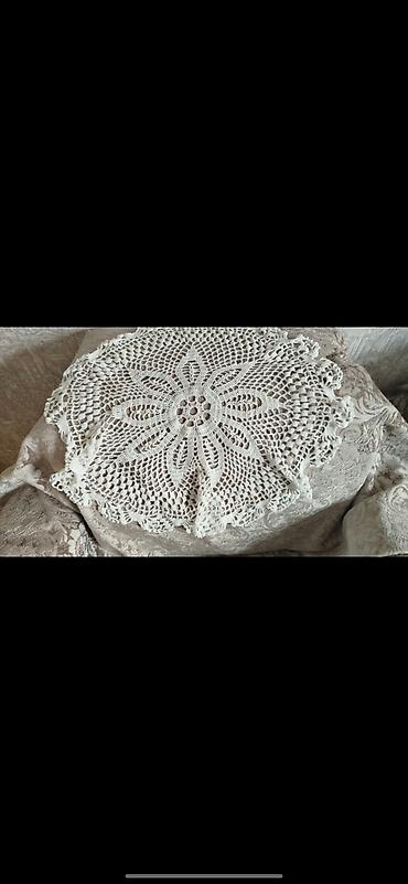 inter tekstil sumqayit: Məhsul: Əl işi dairəvi krujeva salfet/örtük - Material: incə pambıq — 1