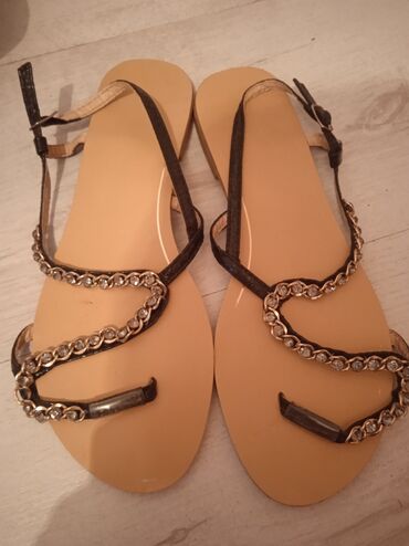 crne najk patike: Sandale, 39