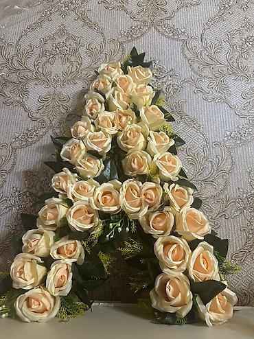 a herifi: Maşın bəzəyi gül A hərifi 2 ədəd A hərifi var 1 əd 30 azn 2 si 50 azn — 2