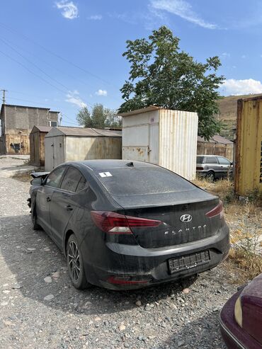 продаю аворийное афто: Hyundai Elantra: 2020 г., 2 л, Автоматические, Бензин, Седан
