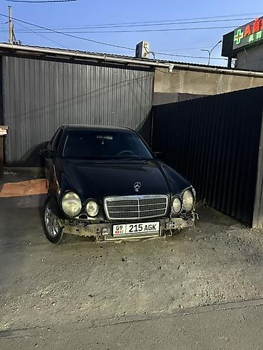 Mercedes-Benz E-Class: 1998 г., 2.3 л, Механика, Бензин, Седан