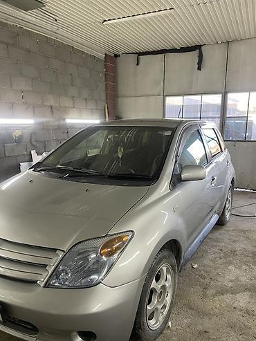 Toyota: Toyota Ist: 2004 г., 1.5 л, Автомат, Бензин, Хэтчбэк — 1