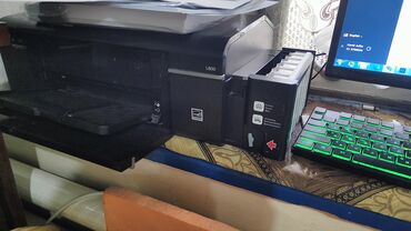 Принтеры: Epson l800
состояние хорошее дефектов нет