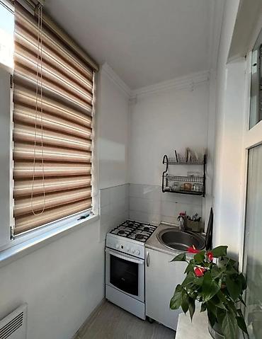 Продажа квартир: 1 комната, 35 м², 1 этаж — 13