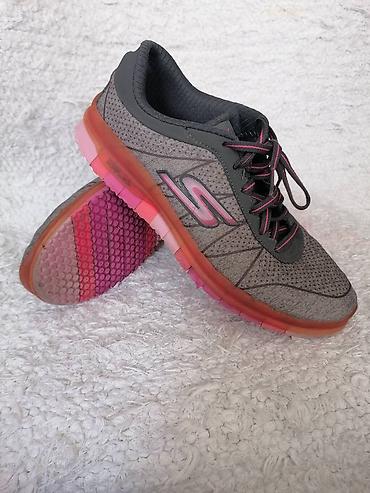 papuce miki maus: SKECHERS patike br 37--SKECHERS lagane zenske patike, duzina — 6