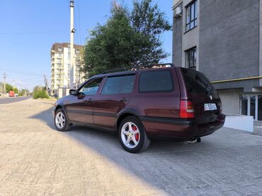 крышка багажника гольф 3: Volkswagen Golf: 1994 г., 2 л, Механика, Газ, Универсал