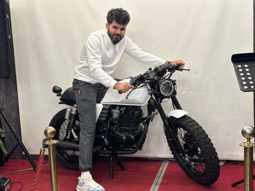 Motosikletlər: Scrambler/Cafe Racer üslubunda xüsusi yığılmış motosiklet — 1