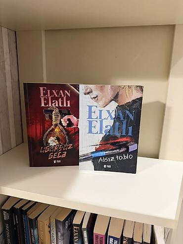sifanerler: Elxan Elatlıdan 5 kitablıq dəst Dəstdə olan adlar: - Dilənçi qadının — 4