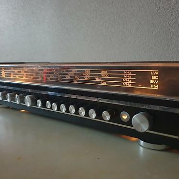 Динамики и колонки: 1 Акустика Sharp CP-310, (две колонки), высота 65 см, ширина 20 см,тип — 7