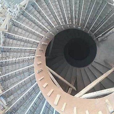 plant beton: Бетонная лестница Для дома, Форма лестницы: Многомаршевая — 2