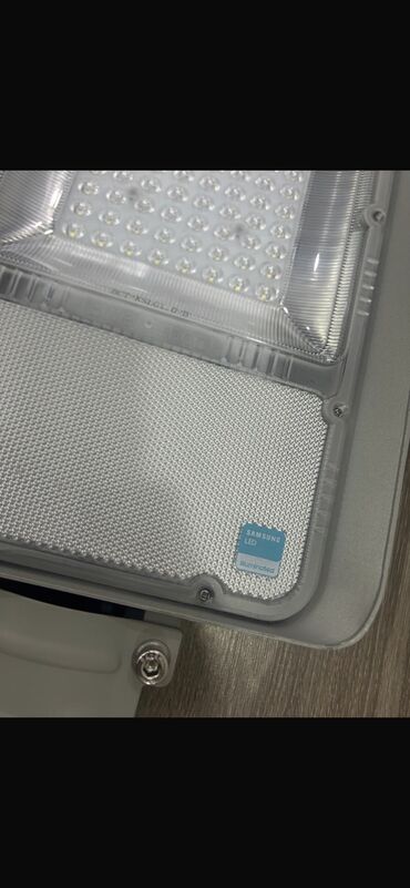 Солнечные прожекторы: Солнечный прожектор на улице снаружи есть и на помещении с фабрика — 11