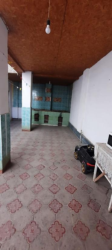 Продажа домов: Дом, 178 м², 6 комнат, Агентство недвижимости, Косметический ремонт — 30