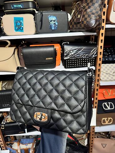 torba od teksasa: Ženska torba preko ramena – quilt dizajn sa zlatnim lancem - Model — 5