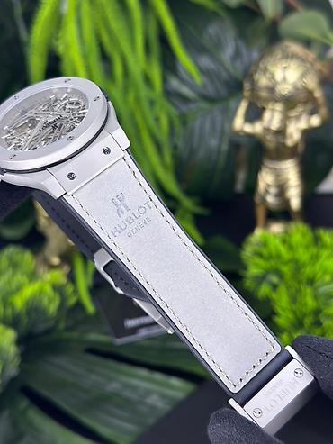30: Yeni, Qol saatı, Hublot, rəng - Qara — 10