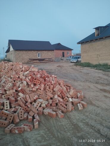 Строительный кирпич: Полнотелый, таблетка, Жженый кирпич, Полублок, 250×120×90 — 13