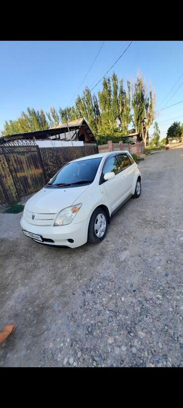 тойота хайландер 2004: Toyota ist: 2004 г., 1.3 л, Автомат, Бензин, Хэтчбэк