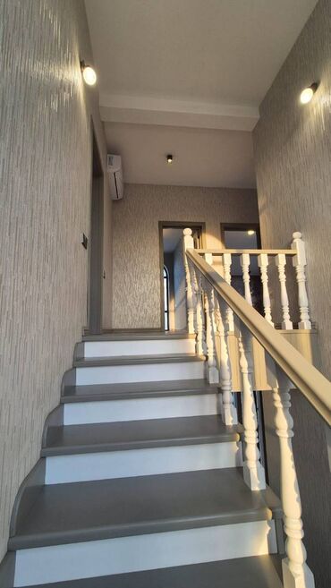 Həyət evləri və villaların satışı: Şüvəlan qəs. 5 otaqlı, 180 kv. m, Yeni təmirli — 14