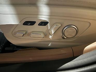 grandeur купить: Hyundai Grandeur: 2023 г., 1.6 л, Гибрид, Седан — 10