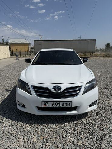 полированная машина: Toyota Camry: 2011 г., 2.4 л, Автомат, Бензин, Седан