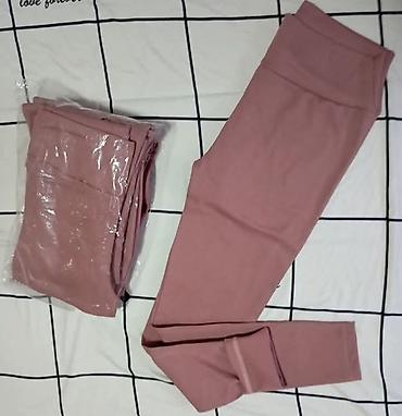 sportske torbe za devojcice: Rebraste,blago futrovane helanke
Puder boja
 s,m,l,xl,xxl
2000
Viki — 1