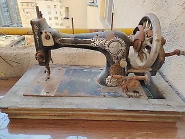 İncəsənət və kolleksiyalar: Antik mexaniki tikiş maşını – The Singer Manufacturing Co. (ornamentli — 4