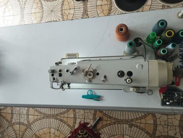 Elektrikli qızdırıcılar və radiatorlar: Tikiş maşını İşlənmiş,Kompüter tikiş maşınları, 1 saplı, Ünvandan götürmə