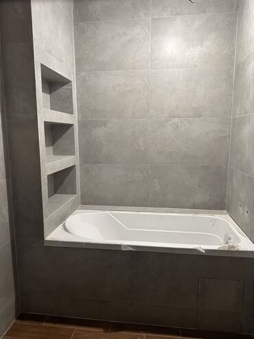 Укладка плитки: Резка плитки, Гидроизоляционные работы, Подготовка стен для грунтовки | Керамическая плитка, Керамогранитая плитка, Мозаичная плитка | Вертикальная укладка, Горизонтальная укладка, Диагональная укладка Больше 6 лет опыта — 29