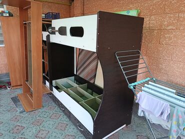 баня для семейных: Двухъярусная кровать, Б/у, С выкатной системой