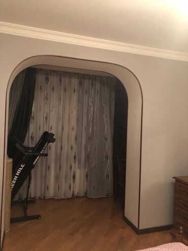 Uzunmüddətli kirayə mənzillər: Binəqədi rayonu,Biləcəri, Reşid Ismayılov küç,Qabil marketin yanı,9 — 4