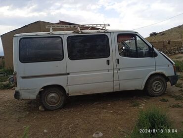 купить прицеп бу на легковой автомобиль: Жеңил жүк ташуучу унаа, Ford, Стандарт