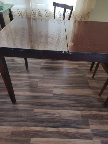 Masalar: Jurnal masası, İşlənmiş, Açılmayan, Taxta, Kvadrat masa — 4