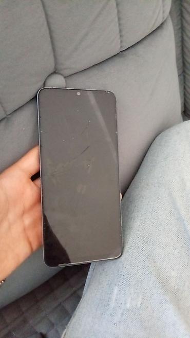 sumqayit ikinci el: Redmi 13C smartfon Telefonun ekranı işdemir bidene başqa cüzü — 3