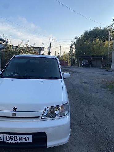 машины япония: Nissan Cube: 2000 г., 1.3 л, Автомат, Бензин, Хэтчбэк — 4
