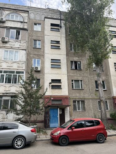 участак ауца асанбай: 2 комнаты, 61 м², 105 серия, 3 этаж, Старый ремонт