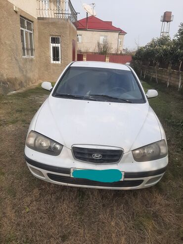 masin zapcasti sayti: Hyundai Elantra: 1.6 l | 2001 il Sedan