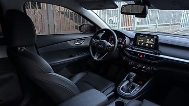 Kia: Kia K3: 2019 г., 1.6 л, Вариатор, Бензин, Седан at lalafo.kg — 10 Kia: Kia K3: 2019 г., 1.6 л, Вариатор, Бензин, Седан — 10