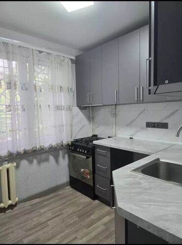 гоголя московская квартира: 2 комнаты, 43 м², 104 серия, 2 этаж