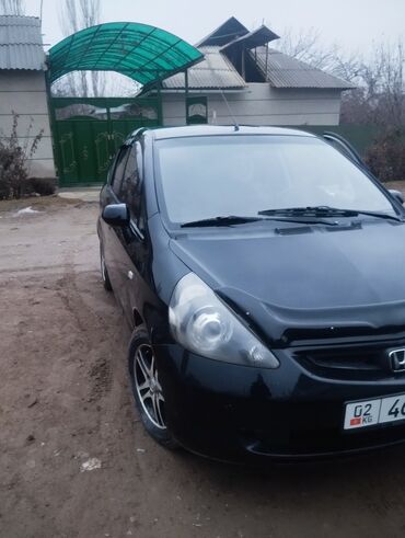 авто в пути: Honda Jazz: 2006 г., 1.5 л, Автомат, Бензин, Хэтчбэк