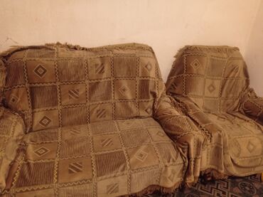 турецкий диван: Прямой диван, цвет - Коричневый, Б/у