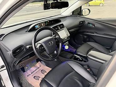 model y: Toyota Prius: 2019 г., 1.8 л, Автомат, Гибрид, Лифтбек — 10